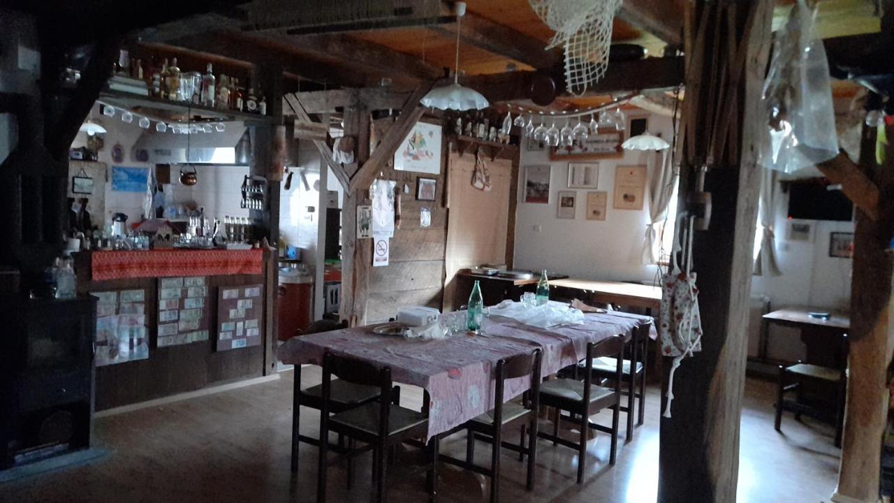 Rooms Ma La Karlovac Bagian luar foto